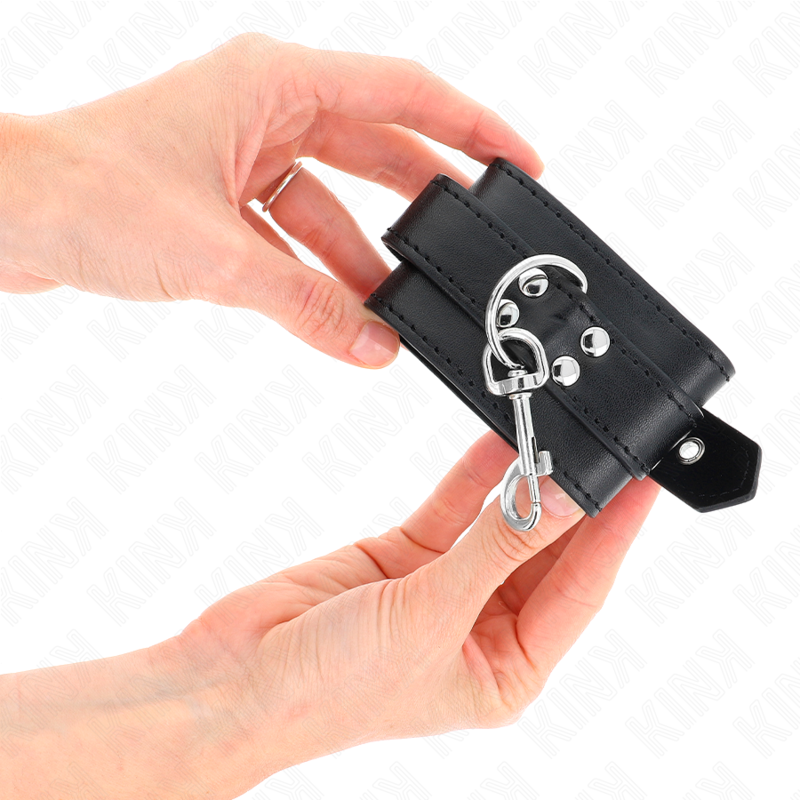 KINK - WRIST RESTRAINTS WITH RIVETS 35 X 6 CM
