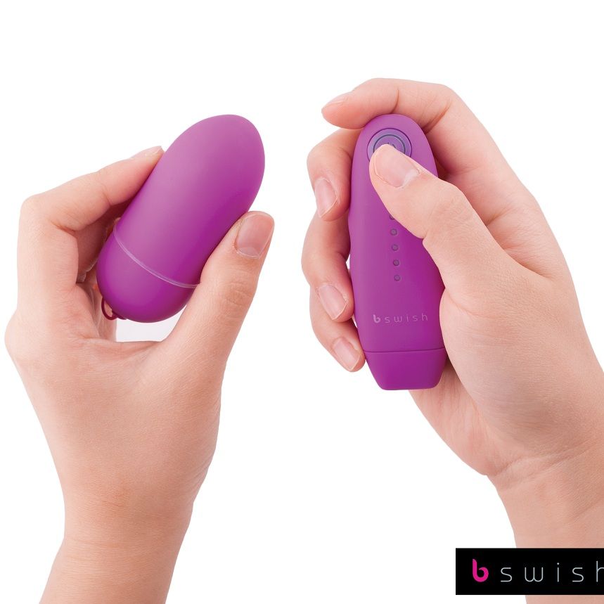 B SWISH - BNAUGHTY UNLEASHED CLASSIC LILAC REMOTE